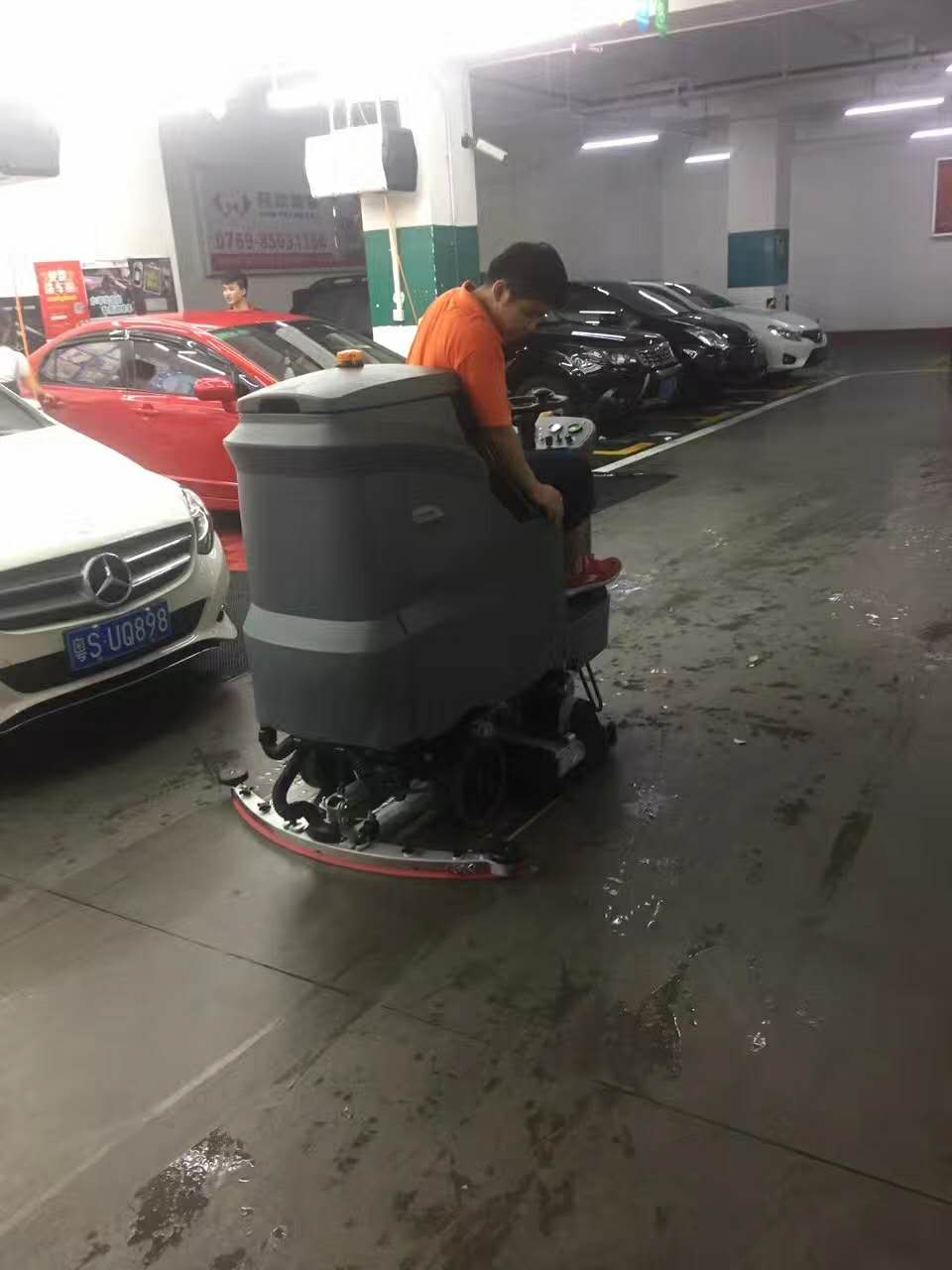 洗地機(jī)使用不正確也可能會傷害地面，您知道嗎？